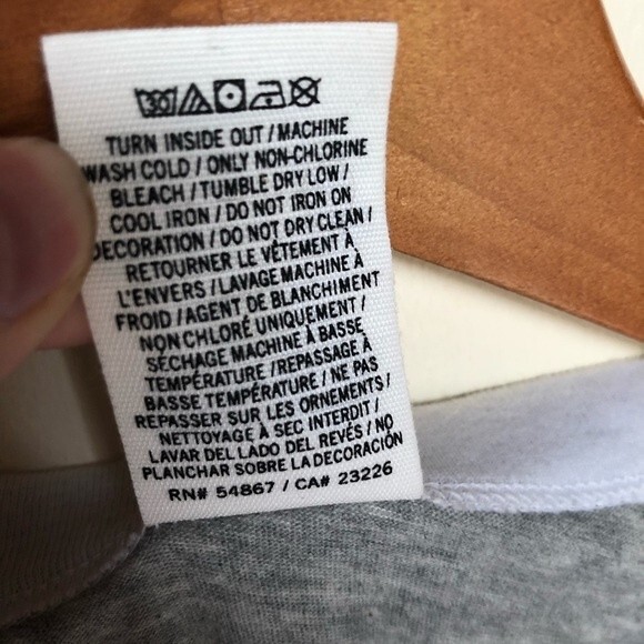 PINK Victoria' Secret I Sleigh Christmas Snow Graphic Tee Size XS - Picture 8 of 8